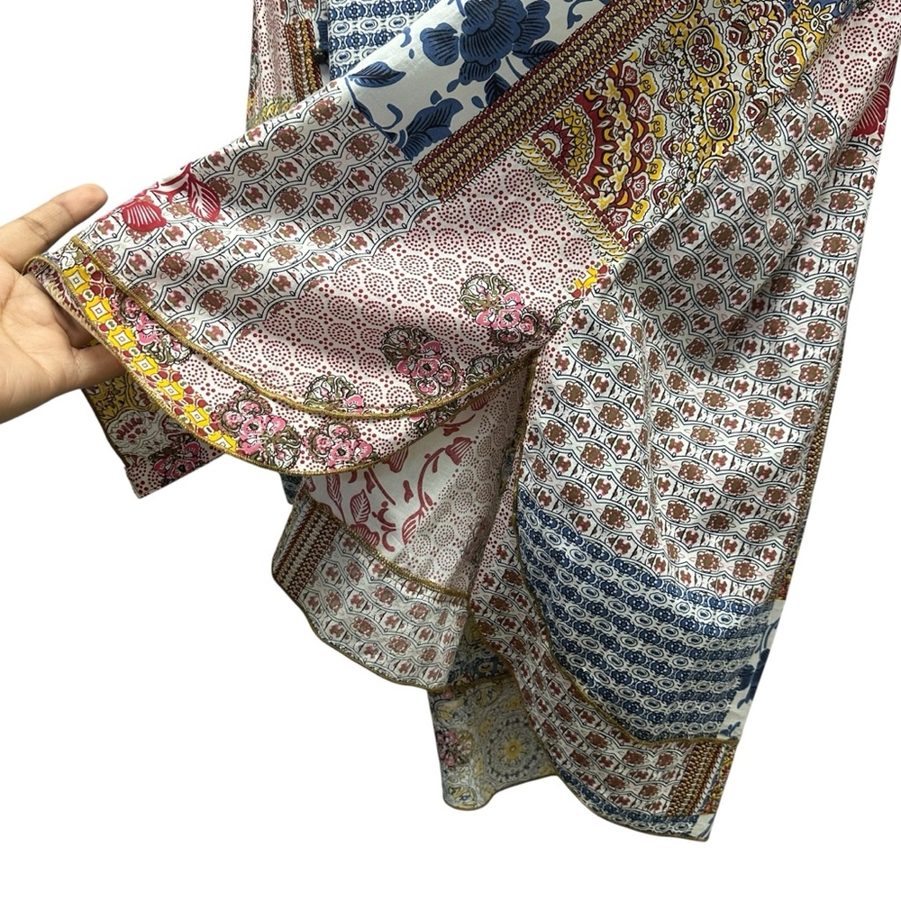 Patchwork Floral Button-Front Blouse - Multi-Color - Picture 7 of 14